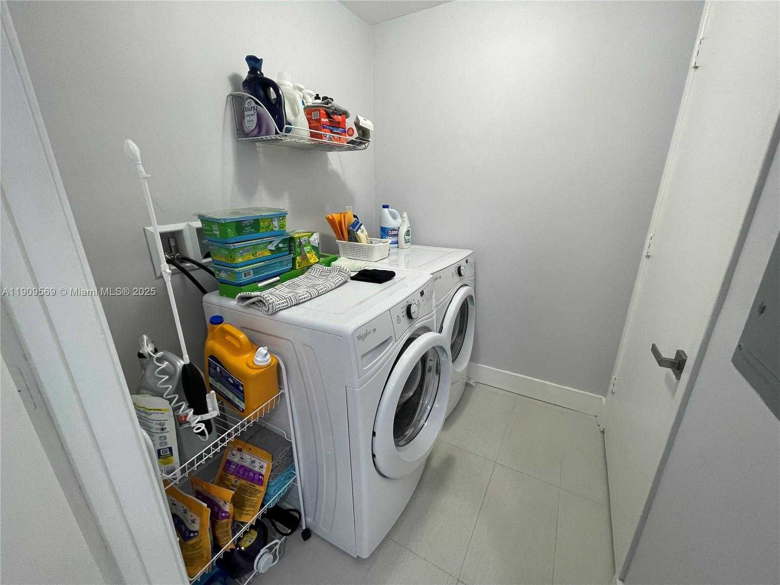 Small Image of 17301 BISCAYNE BLVD #1506, North Miami Beach Number 29