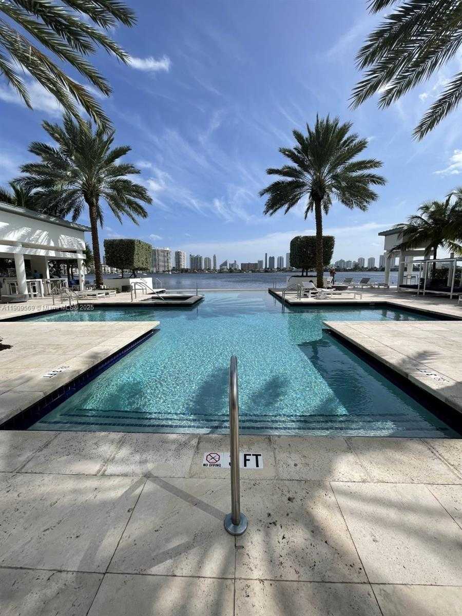 Small Image of 17301 BISCAYNE BLVD #1506, North Miami Beach Number 33