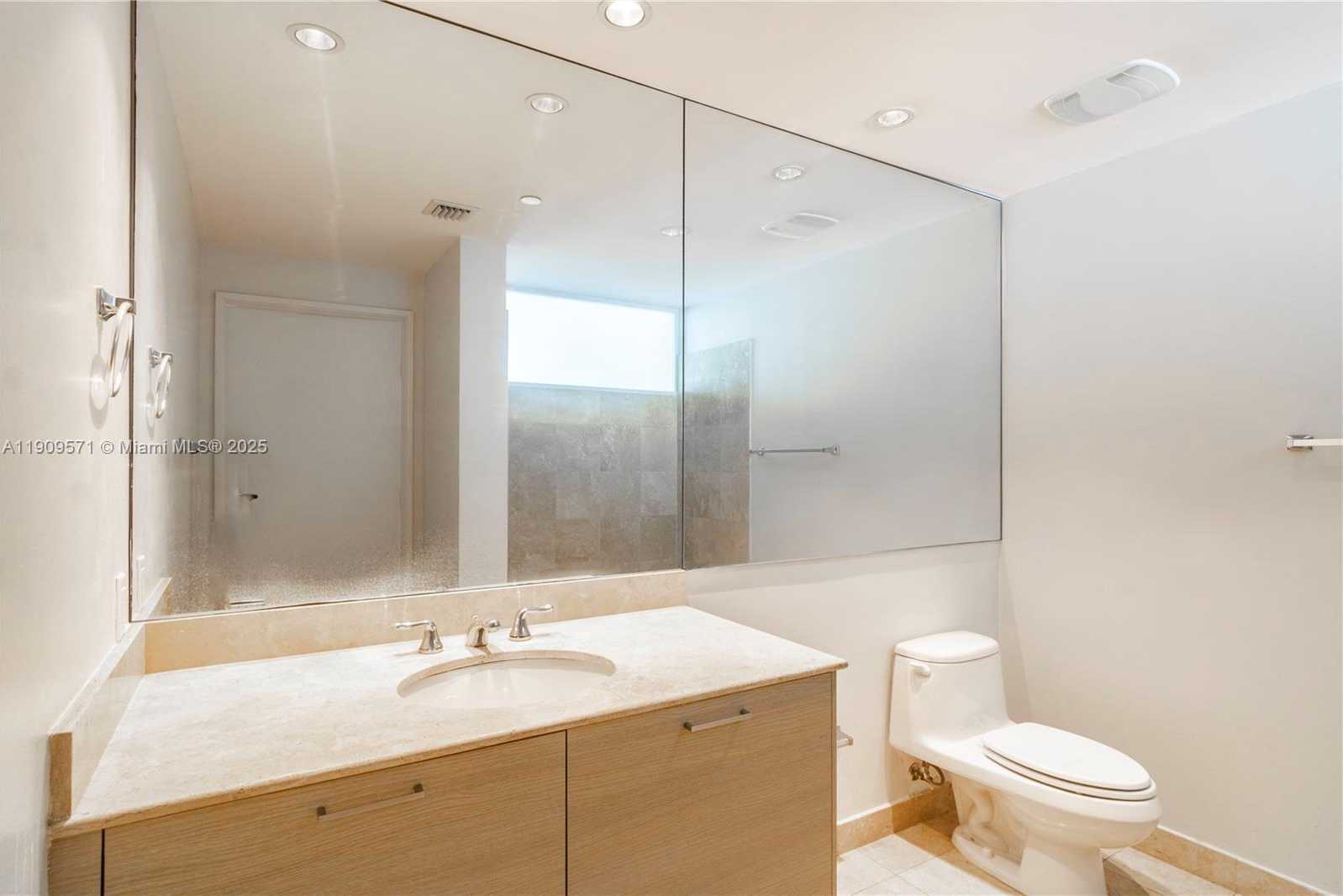 Small Image of 350 NORTH EAST 24TH ST #607, Miami Number 15