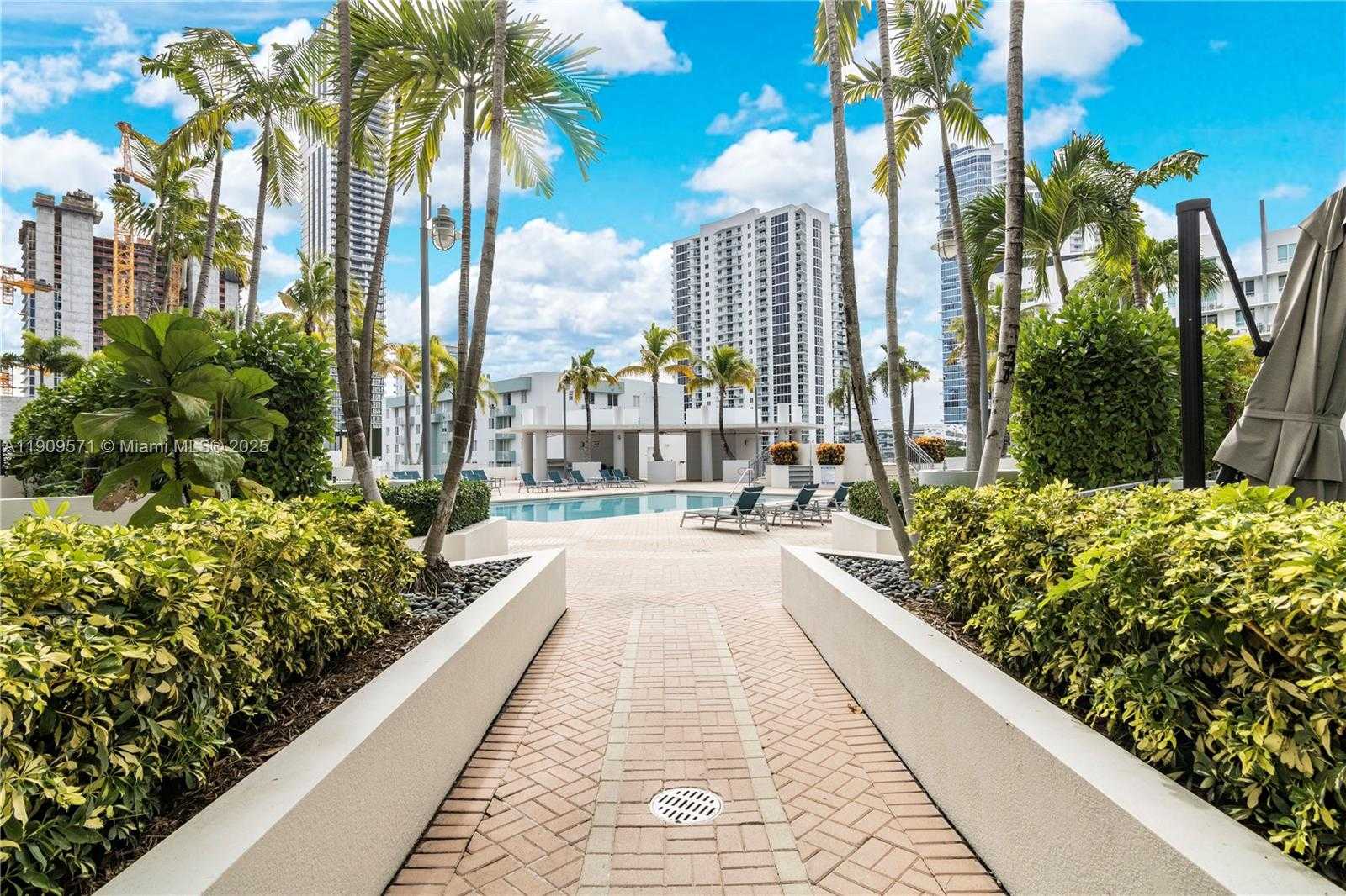 Small Image of 350 NORTH EAST 24TH ST #607, Miami Number 22