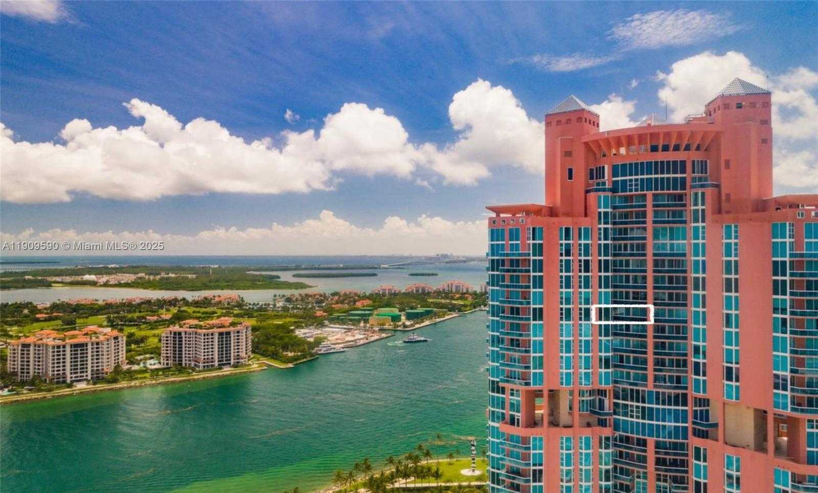 Small Image of 300 SOUTH POINTE DR #3502, Miami Beach Number 16