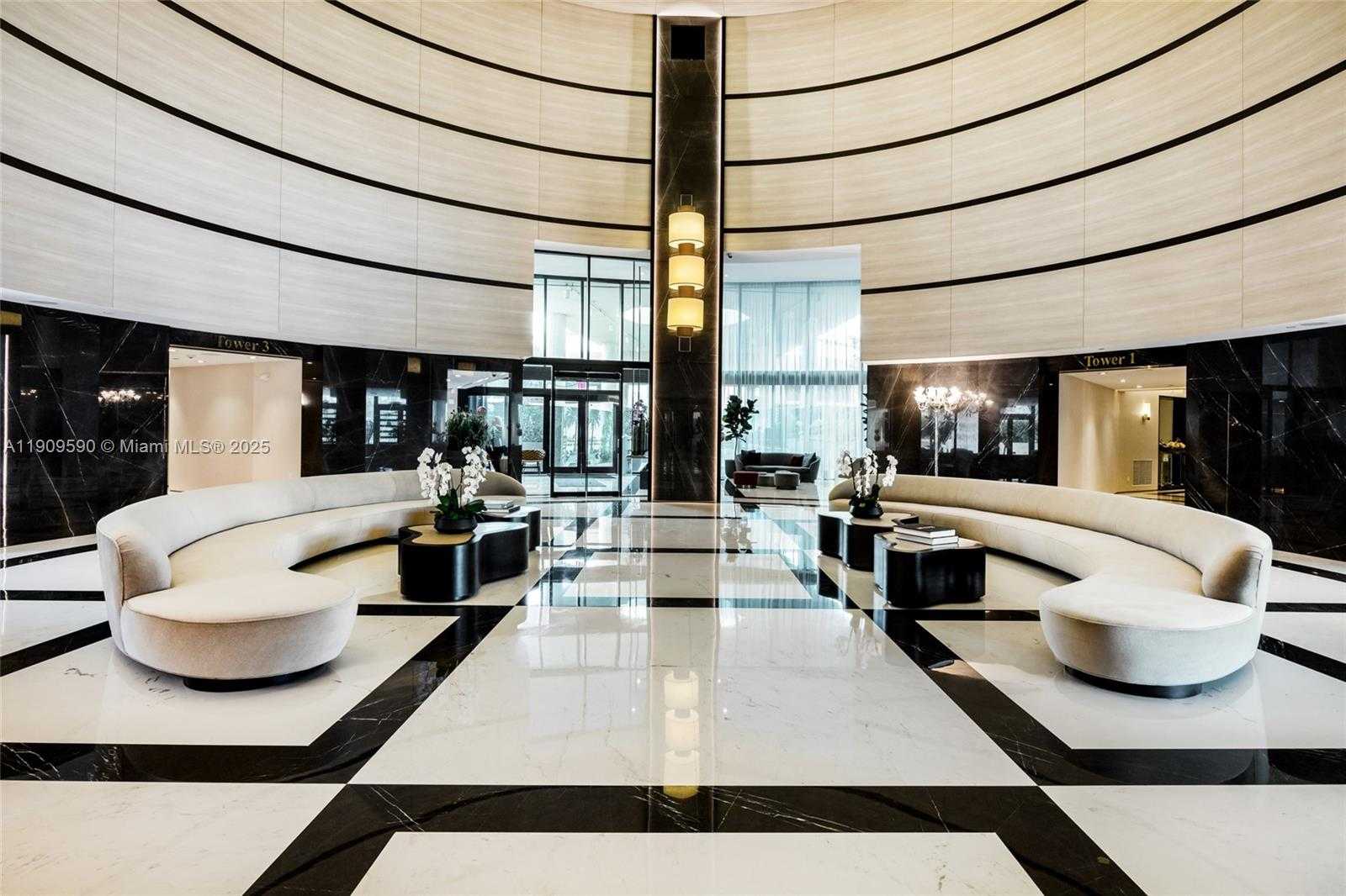 Small Image of 300 SOUTH POINTE DR #3502, Miami Beach Number 26