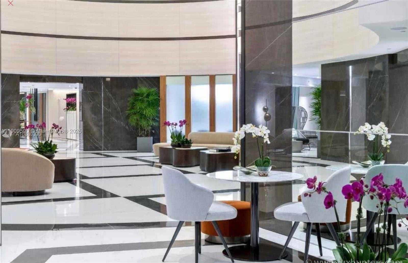 Small Image of 300 SOUTH POINTE DR #3502, Miami Beach Number 27