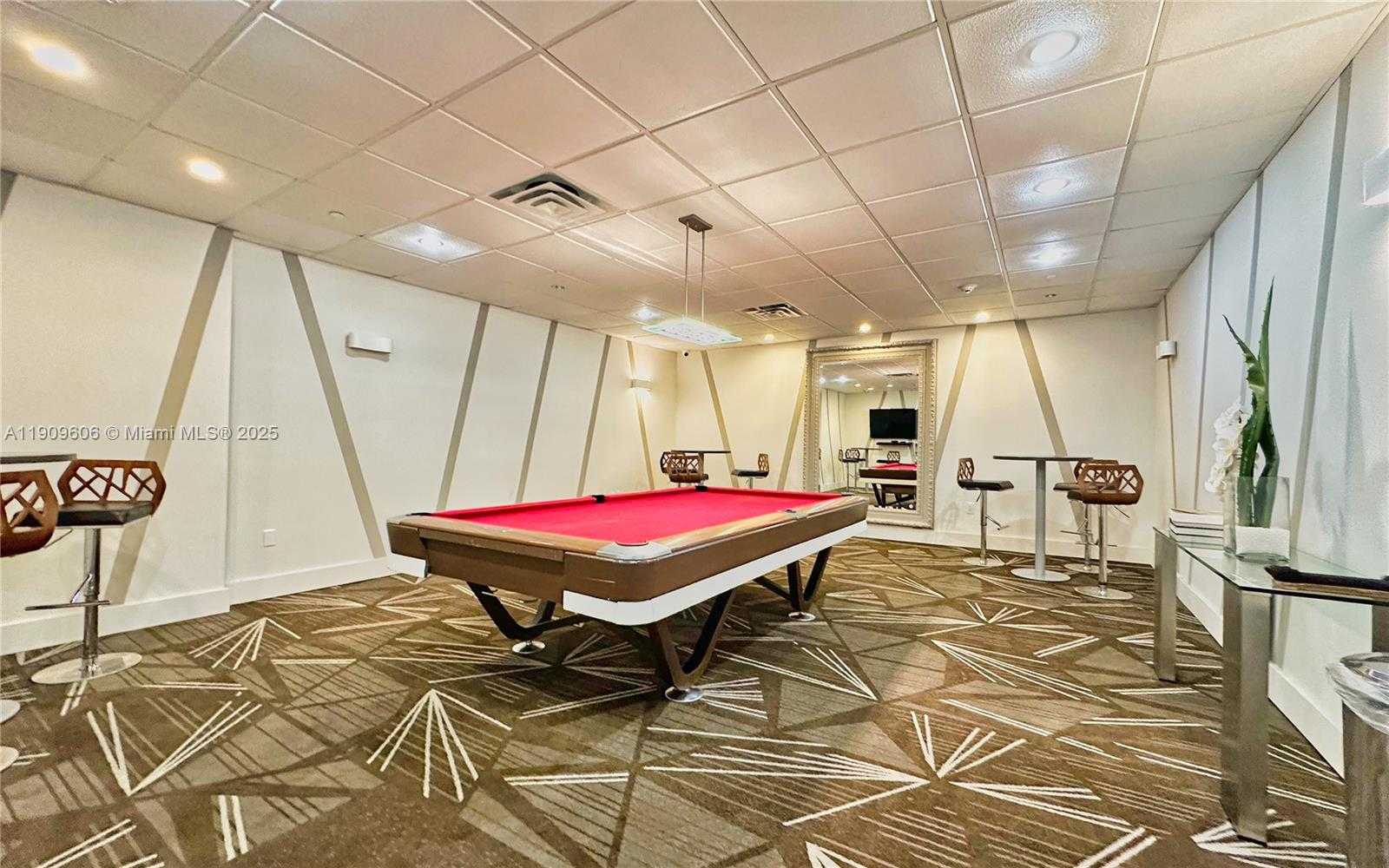 Small Image of 5701 COLLINS AVE #417, Miami Beach Number 17