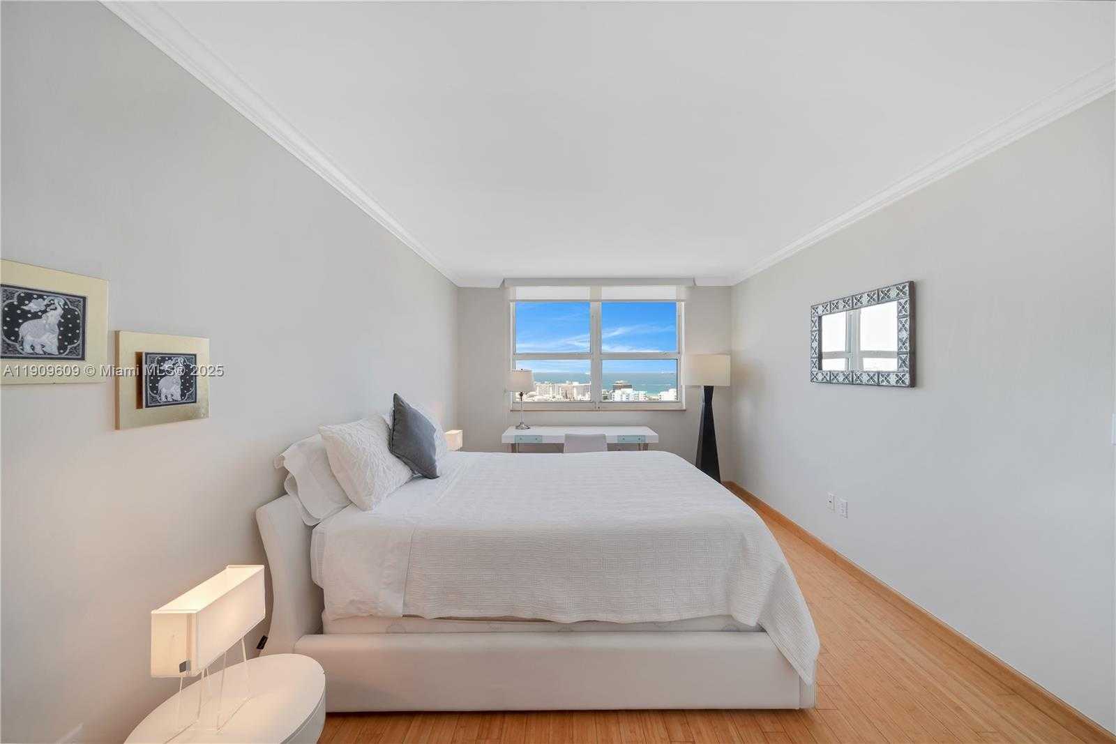 Small Image of 90 ALTON RD #2201, Miami Beach Number 12