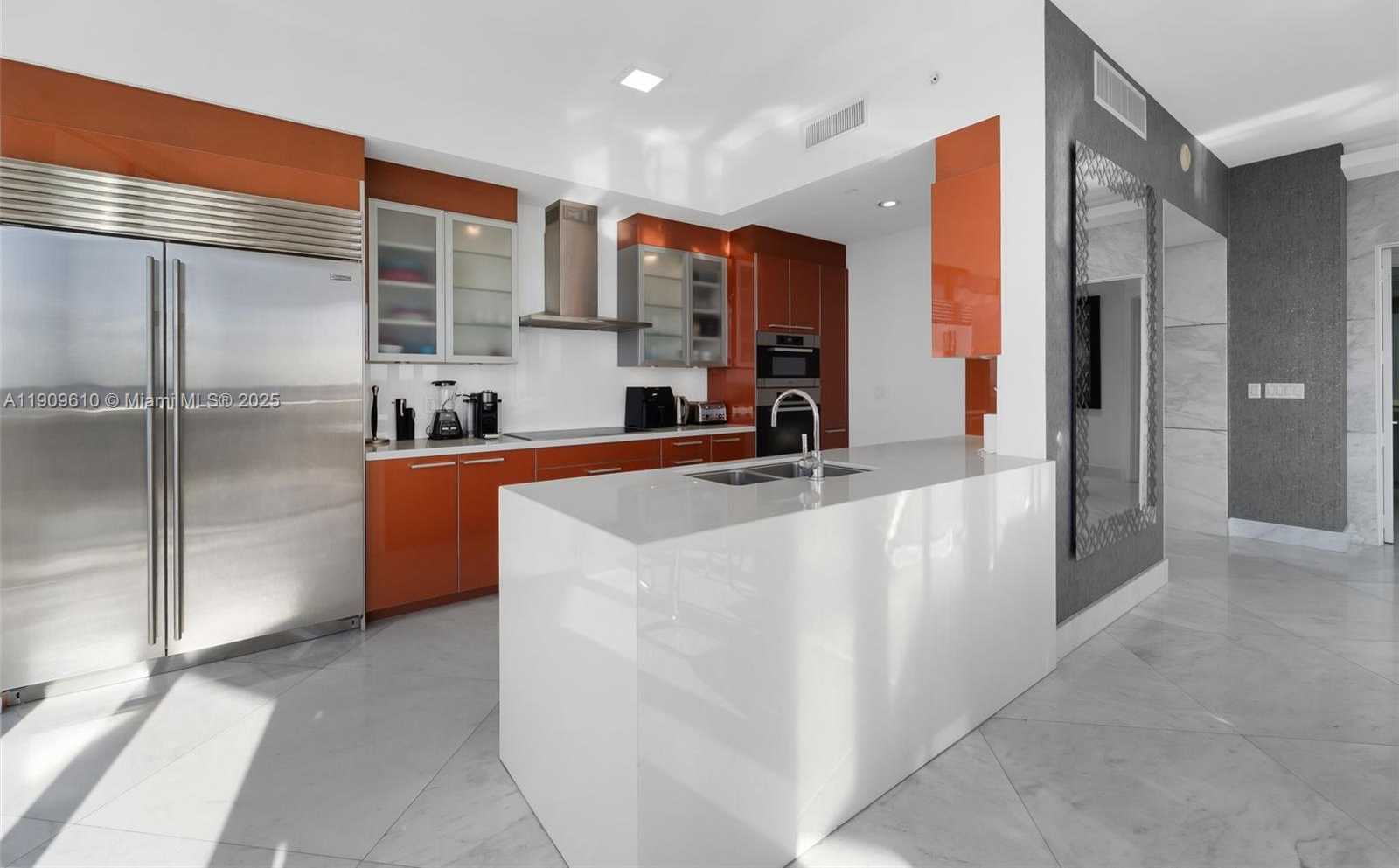 Small Image of 4100 ISLAND BLVD #903, Aventura Number 10