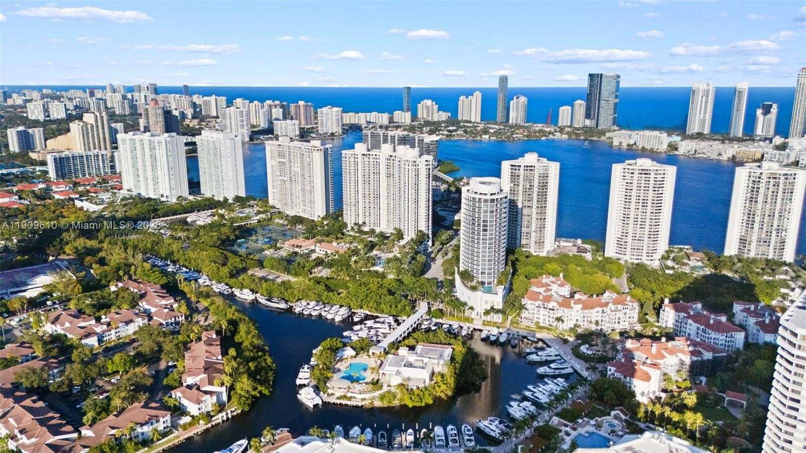 Small Image of 4100 ISLAND BLVD #903, Aventura Number 29