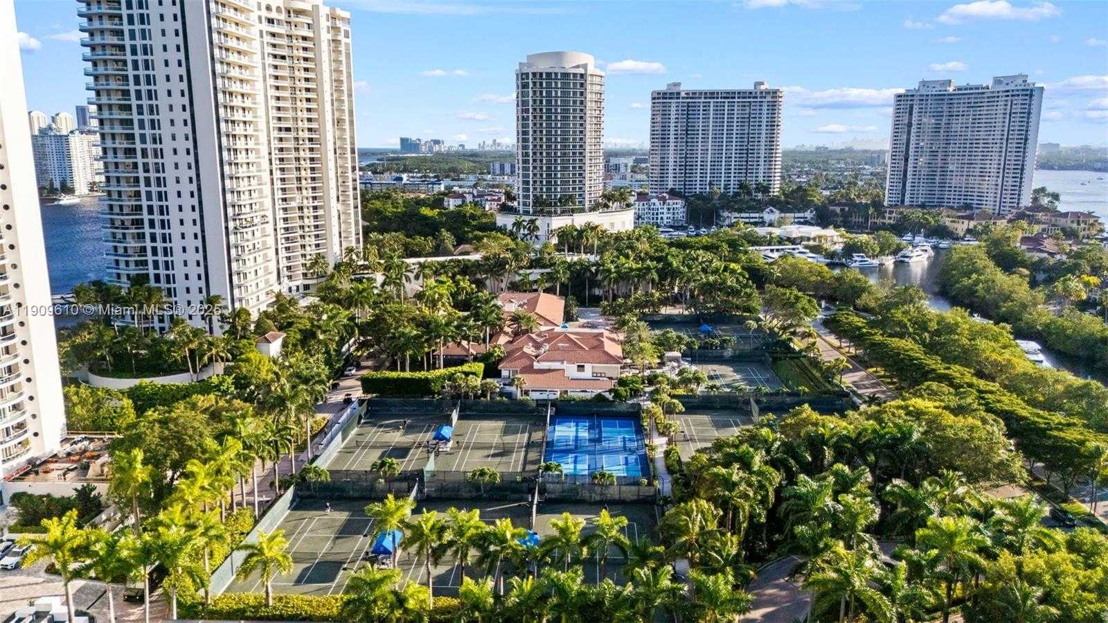 Small Image of 4100 ISLAND BLVD #903, Aventura Number 35