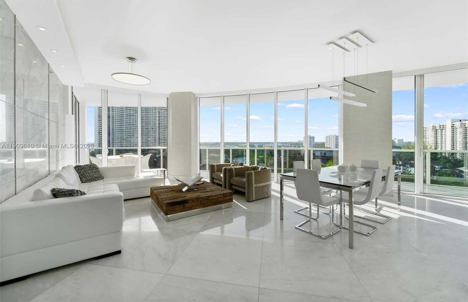 Small Image of 4100 ISLAND BLVD #903, Aventura Number 5