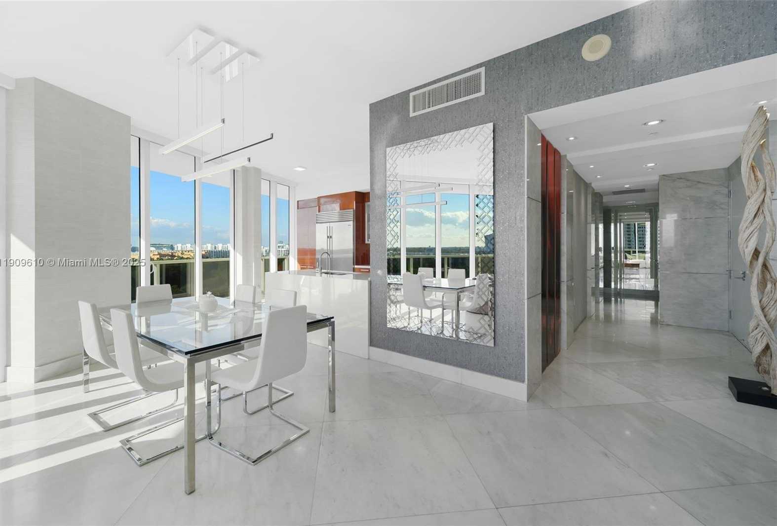 Small Image of 4100 ISLAND BLVD #903, Aventura Number 6