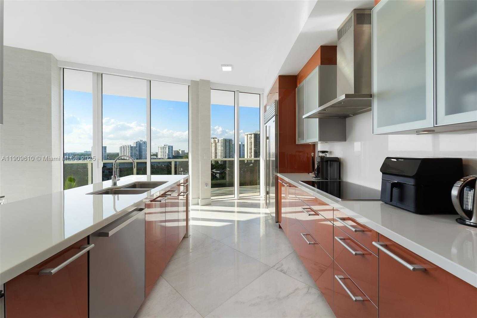 Small Image of 4100 ISLAND BLVD #903, Aventura Number 9
