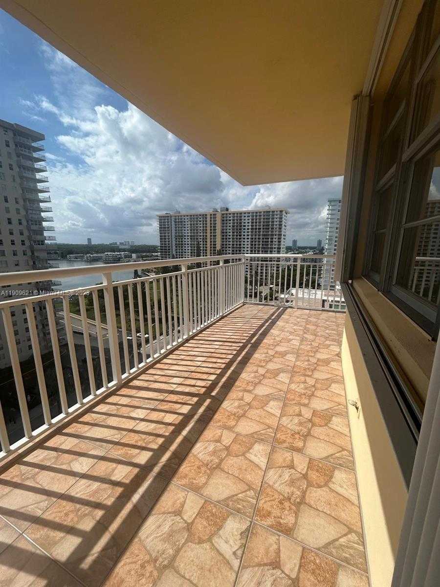 Small Image of 251 174TH ST #1205, Sunny Isles Beach Number 10