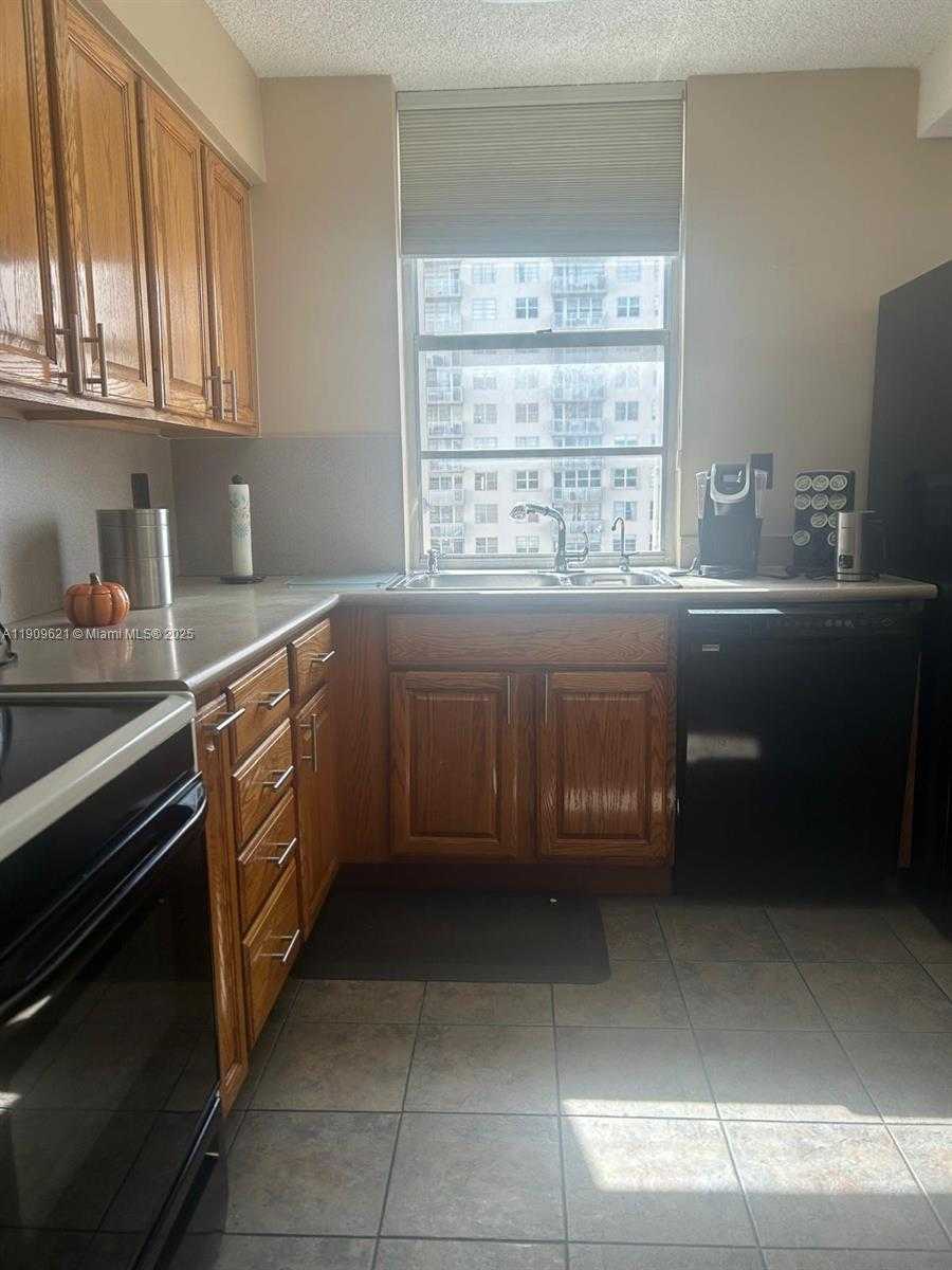 Small Image of 251 174TH ST #1205, Sunny Isles Beach Number 17