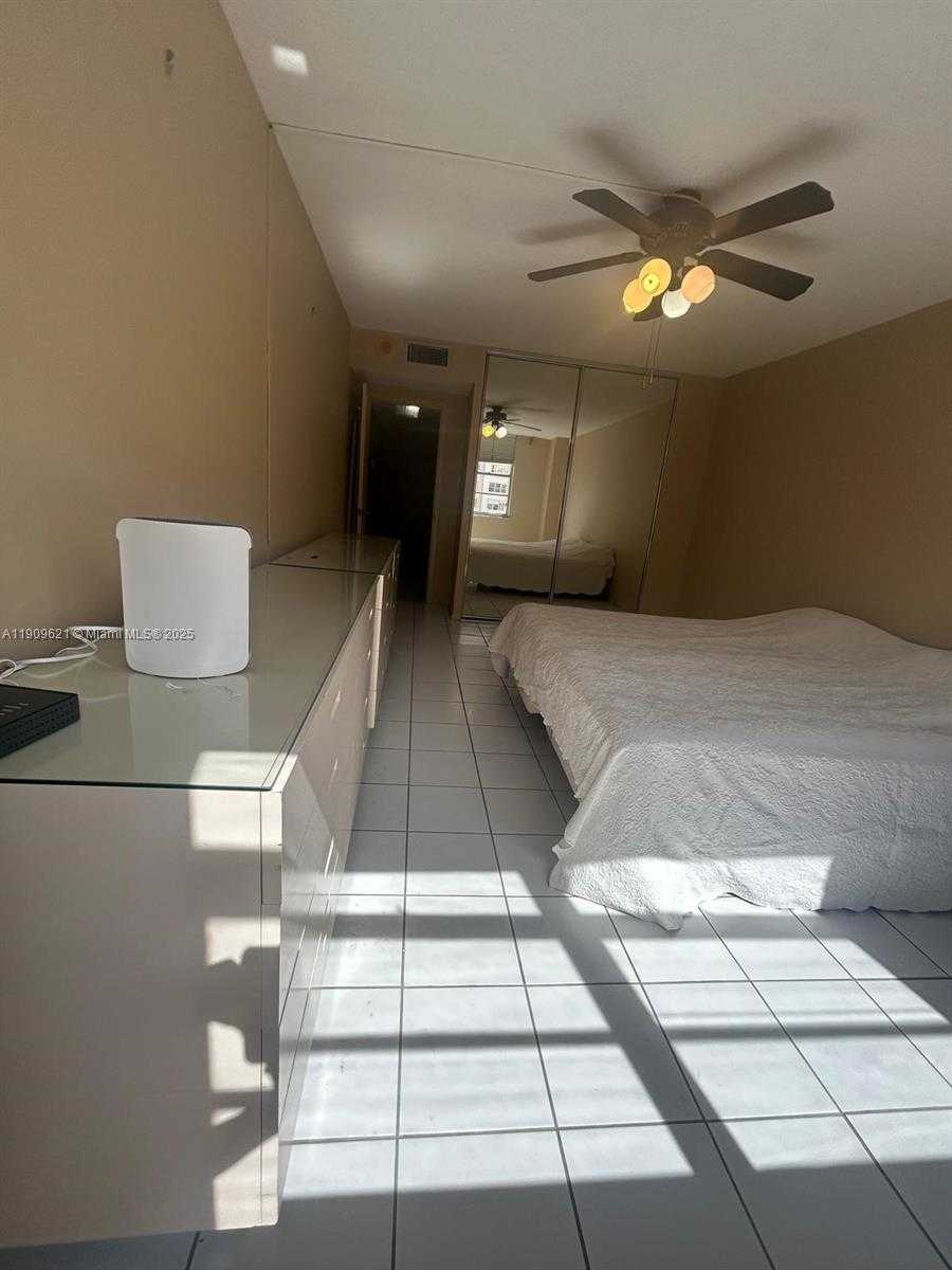 Small Image of 251 174TH ST #1205, Sunny Isles Beach Number 21