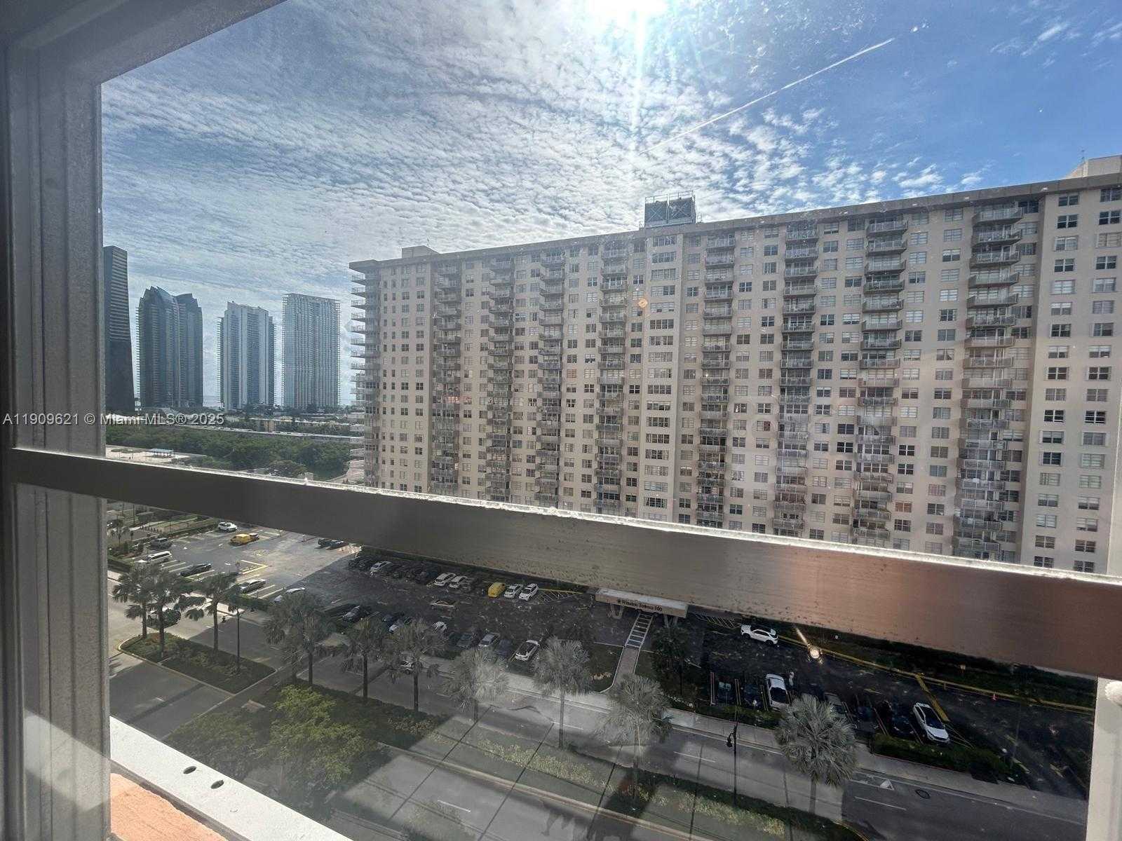 Small Image of 251 174TH ST #1205, Sunny Isles Beach Number 23