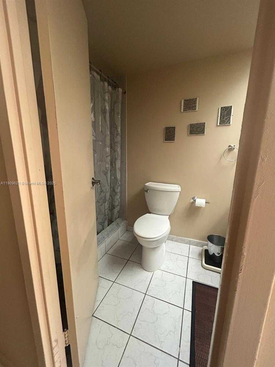 Small Image of 251 174TH ST #1205, Sunny Isles Beach Number 25