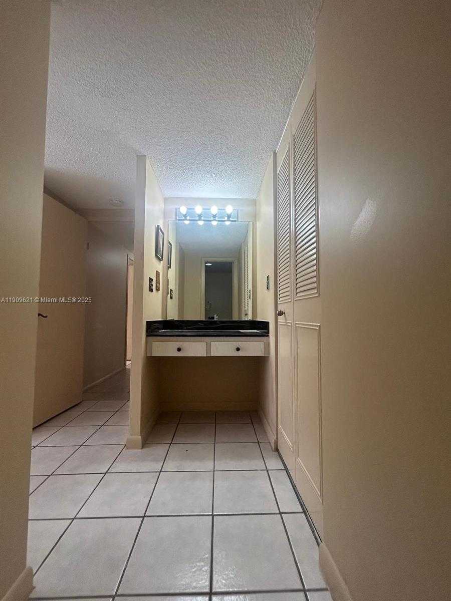 Small Image of 251 174TH ST #1205, Sunny Isles Beach Number 9