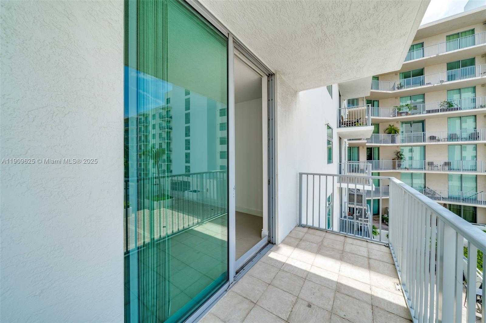 Small Image of 140 SOUTH DIXIE HWY #602, Hollywood Number 8