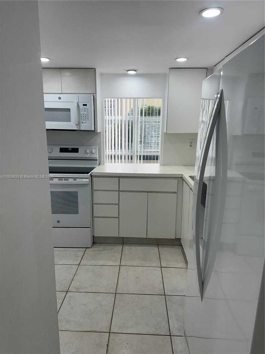 Small Image of 200 172ND ST #322, Sunny Isles Beach Number 10