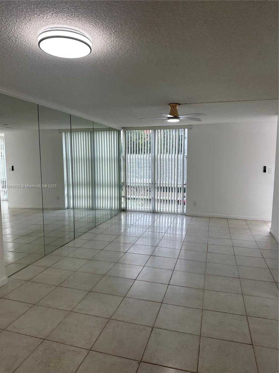 Small Image of 200 172ND ST #322, Sunny Isles Beach Number 3