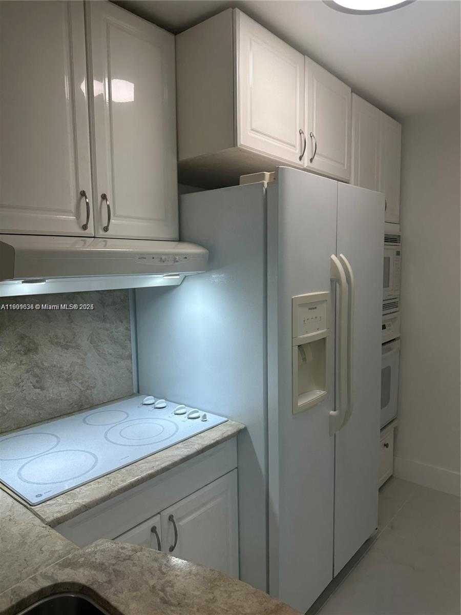 Small Image of 210 SOUTH WEST 11TH ST #609, Miami Number 11