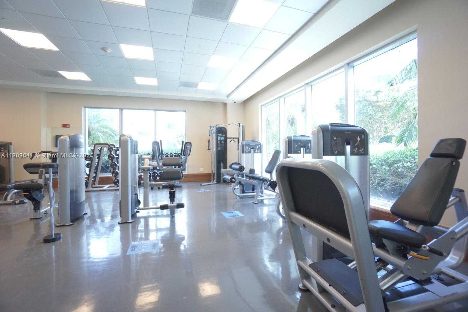 Small Image of 1060 BRICKELL AVE #1411, Miami Number 36