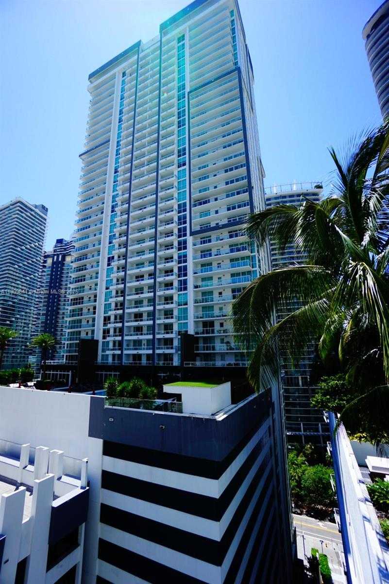 Small Image of 1060 BRICKELL AVE #1411, Miami Number 41
