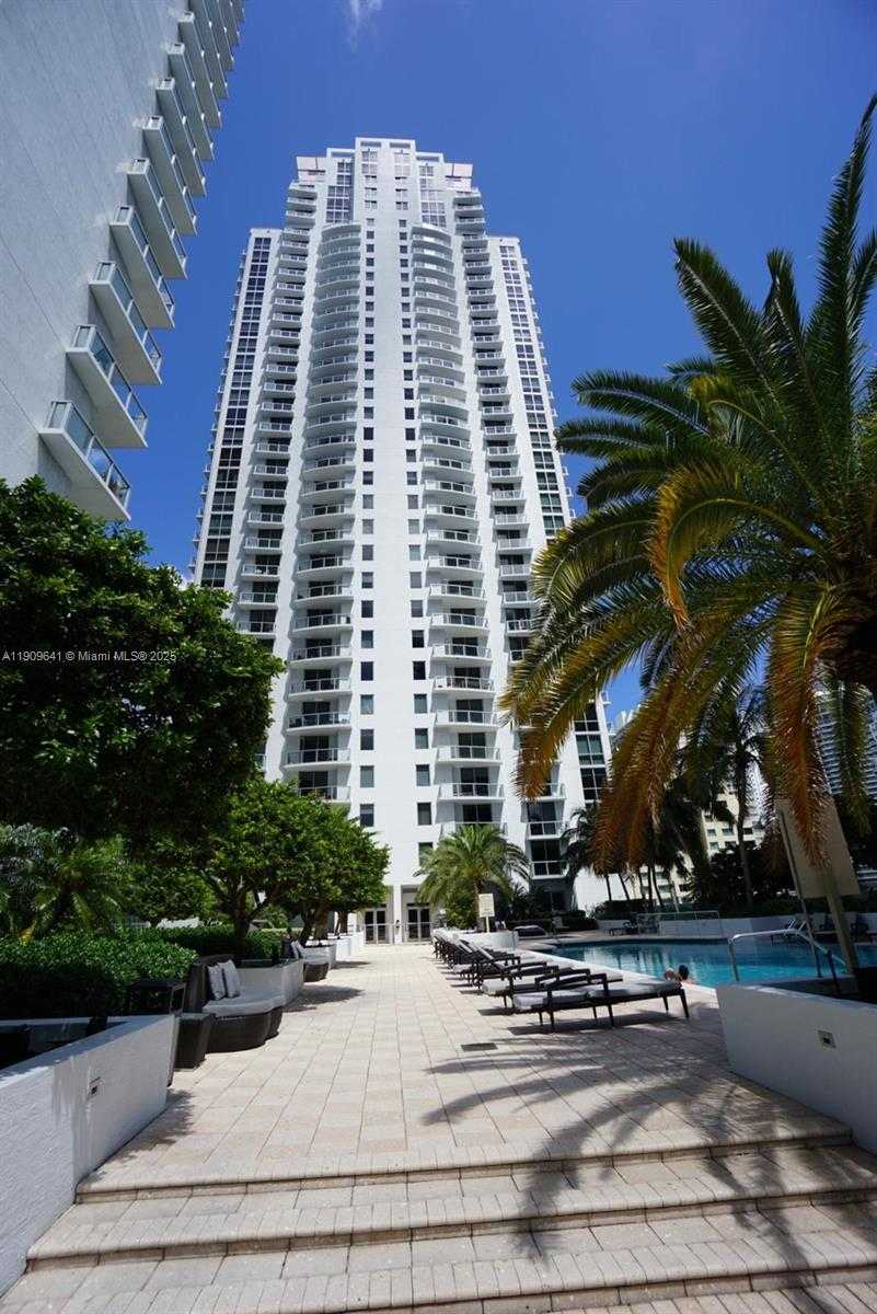 Small Image of 1060 BRICKELL AVE #1411, Miami Number 52