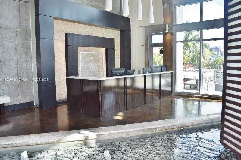 Small Image of 690 SOUTH WEST 1ST CT #2325, Miami Number 13