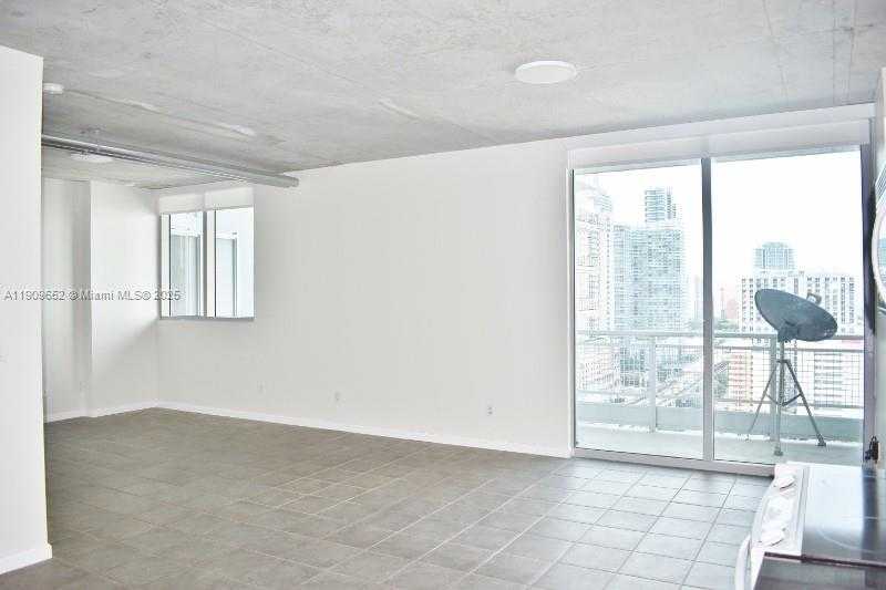 Small Image of 690 SOUTH WEST 1ST CT #2325, Miami Number 2