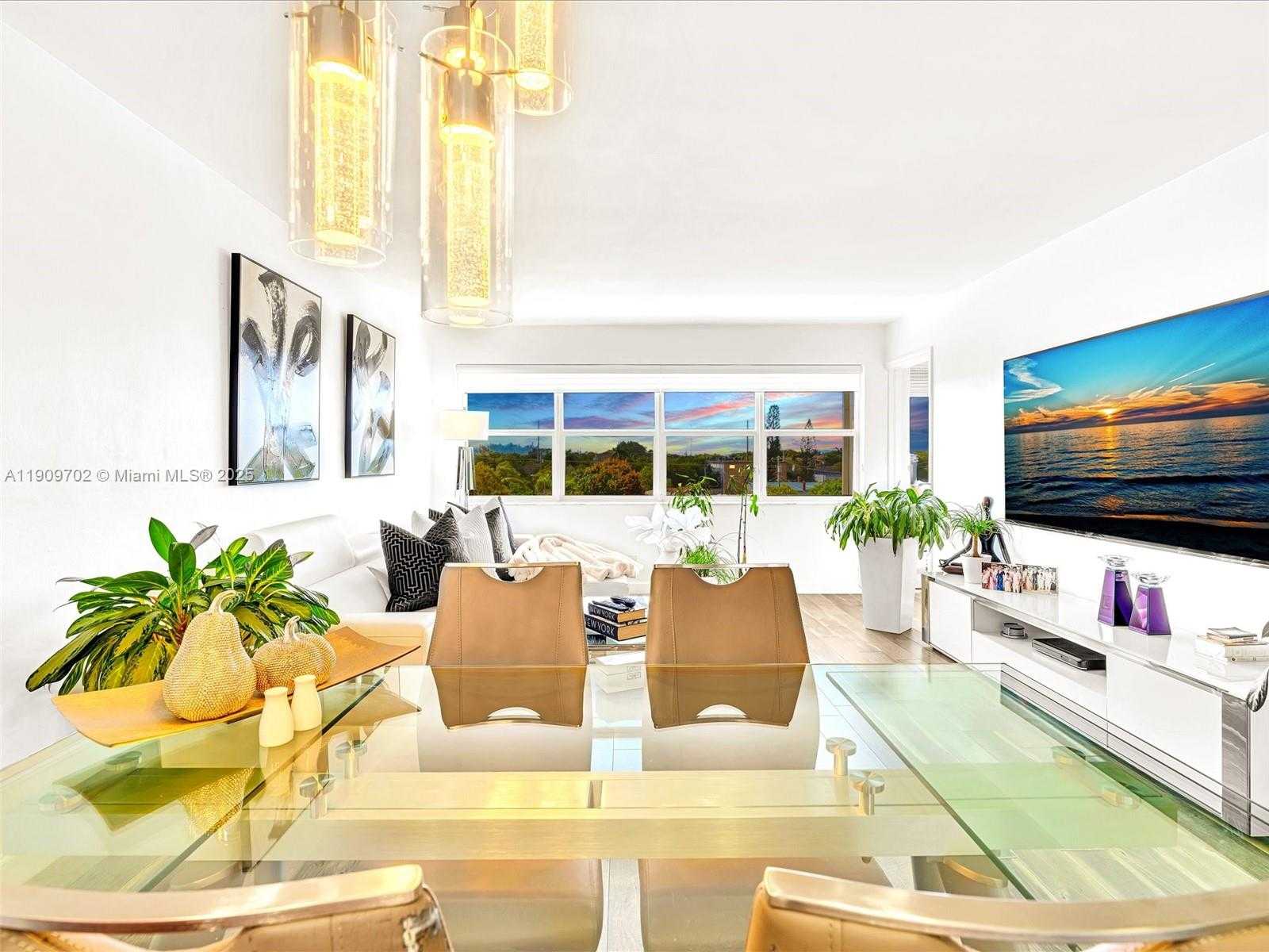 Small Image of 215 SOUTH EAST 3RD AVE #403C, Hallandale Beach Number 1