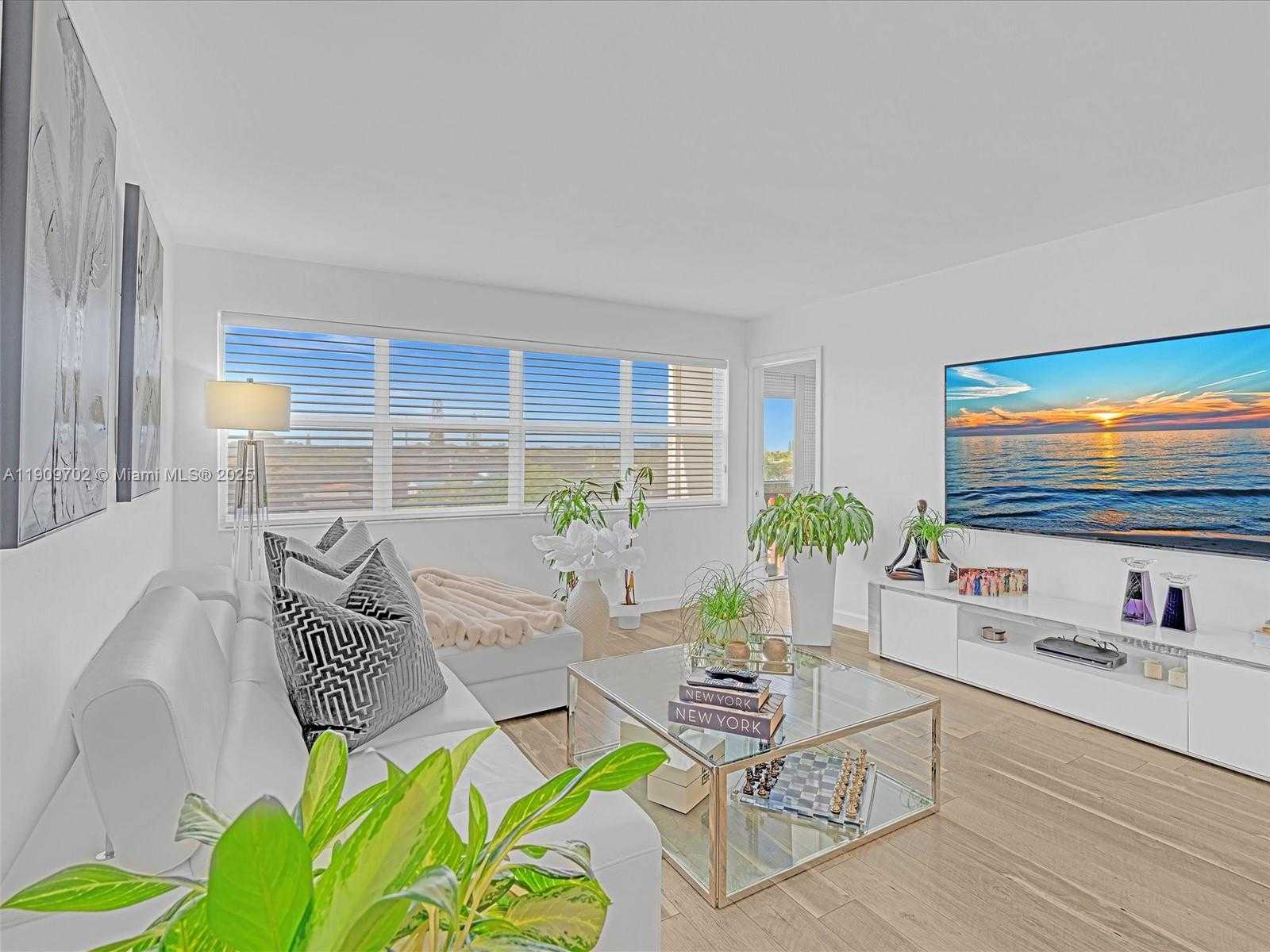 Small Image of 215 SOUTH EAST 3RD AVE #403C, Hallandale Beach Number 7