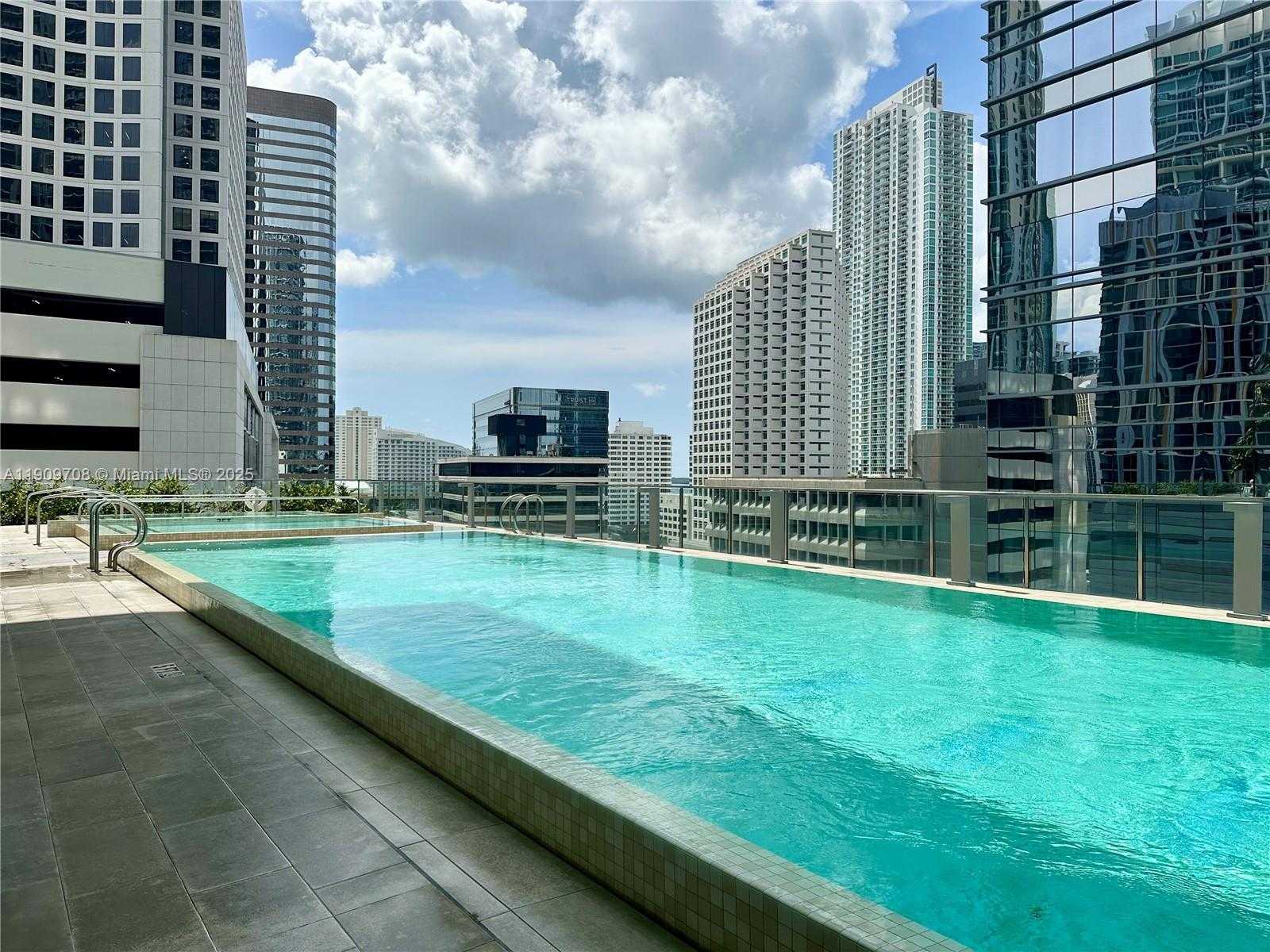 Small Image of 68 SOUTH EAST 6TH ST #2801, Miami Number 13