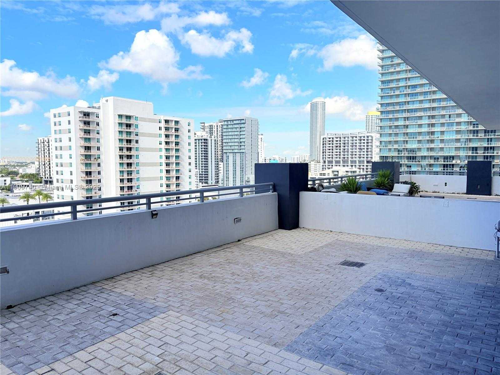 Small Image of 60 SOUTH WEST 13TH ST #1119, Miami Number 15