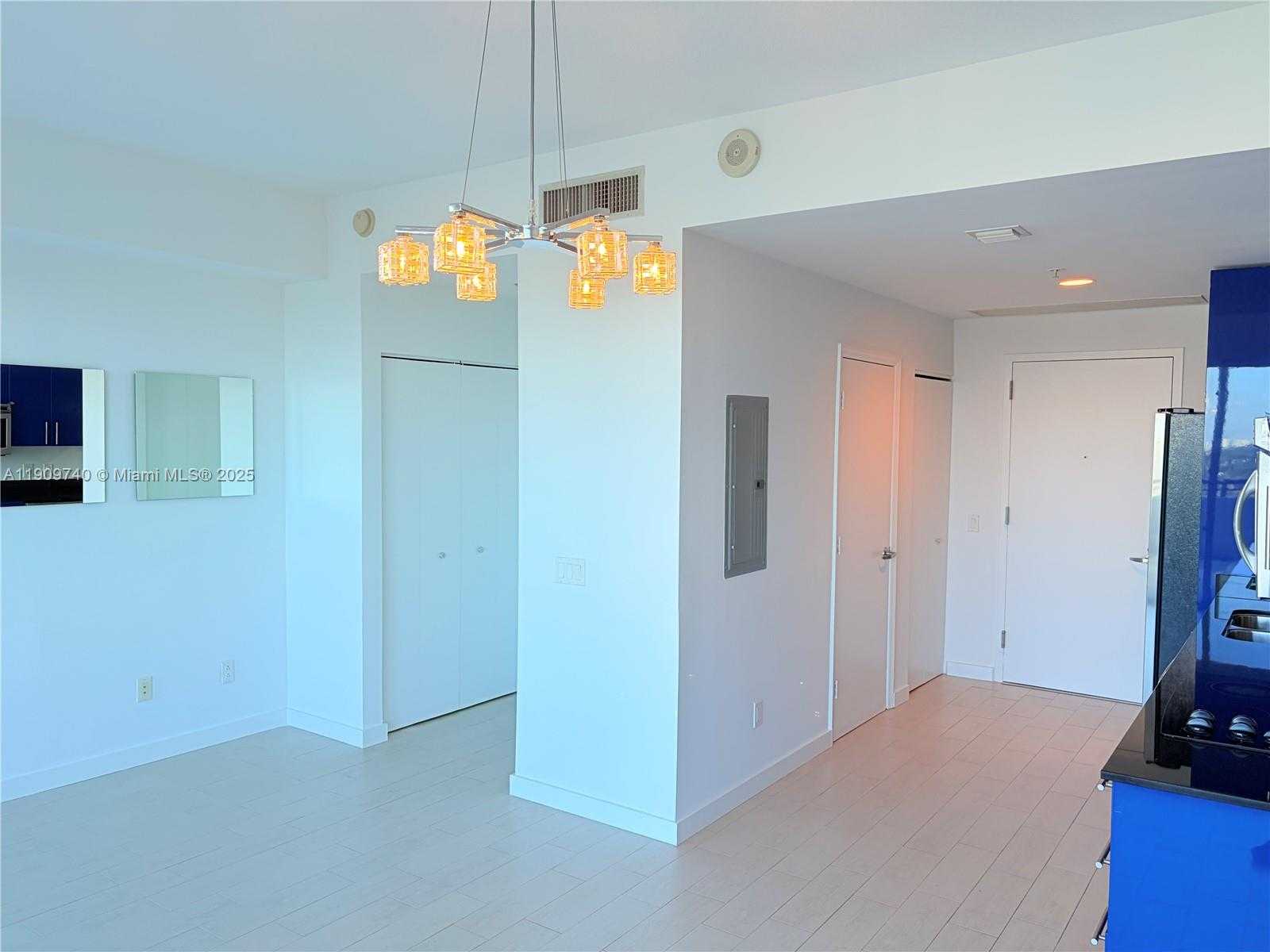 Small Image of 60 SOUTH WEST 13TH ST #1119, Miami Number 5