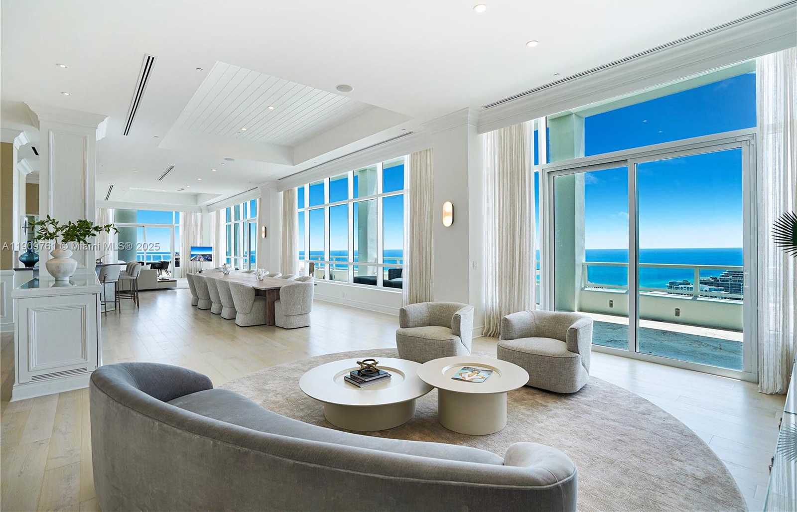 Small Image of 4401 COLLINS AVE #PH South, Miami Beach Number 11