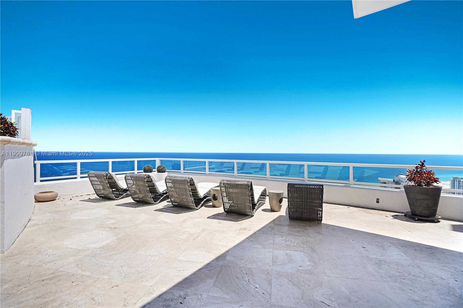 Small Image of 4401 COLLINS AVE #PH South, Miami Beach Number 4