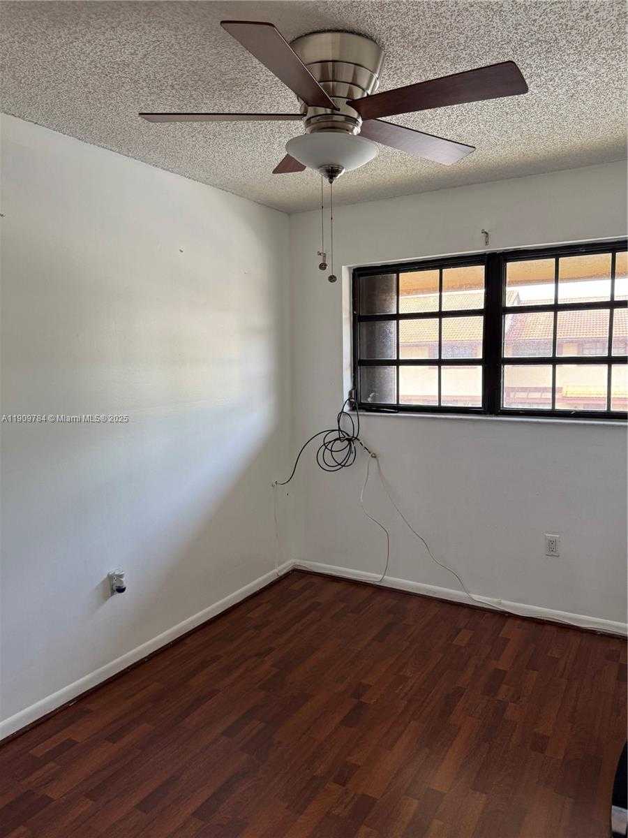 Small Image of 6025 SOUTH WEST 133RD CT, Miami Number 12