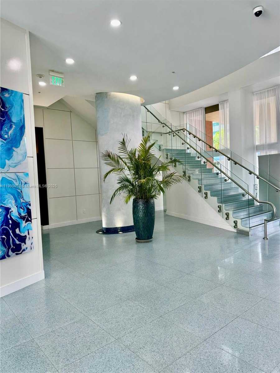 Small Image of 18800 NORTH EAST 29TH AVE #829, Aventura Number 13