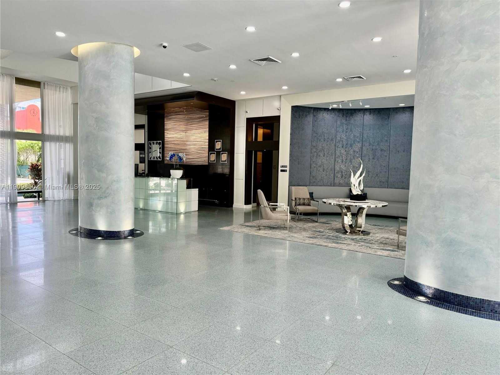 Small Image of 18800 NORTH EAST 29TH AVE #829, Aventura Number 14