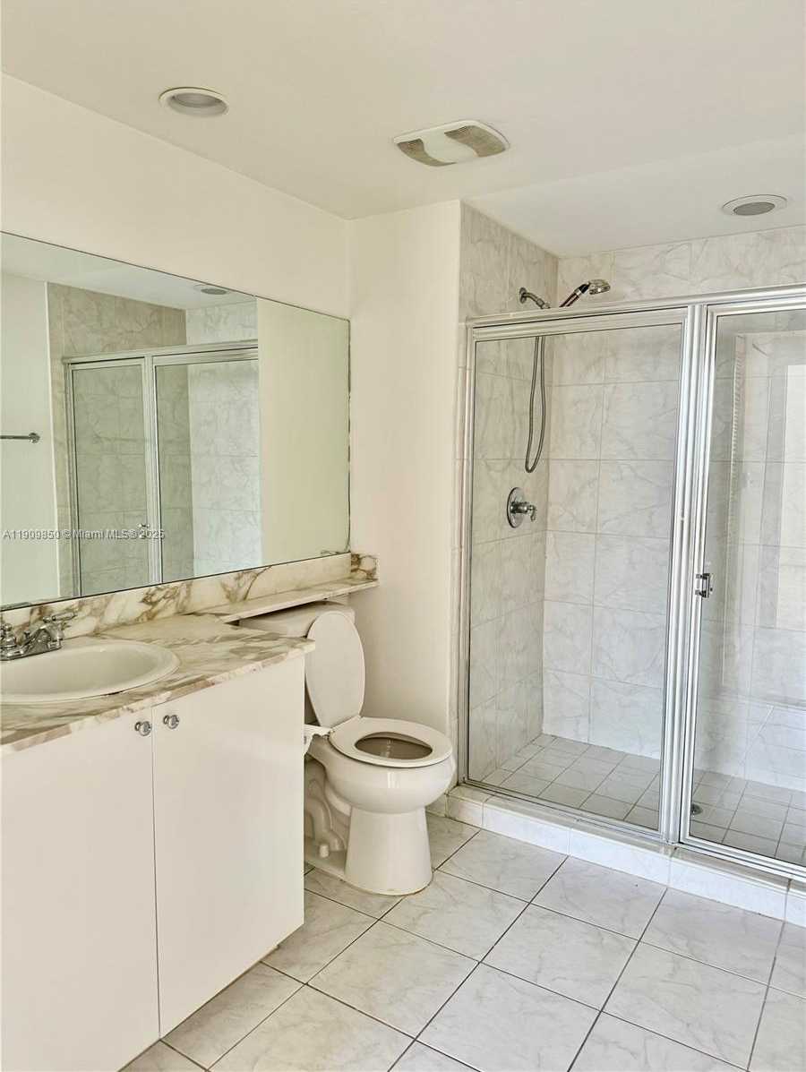 Small Image of 18800 NORTH EAST 29TH AVE #829, Aventura Number 6