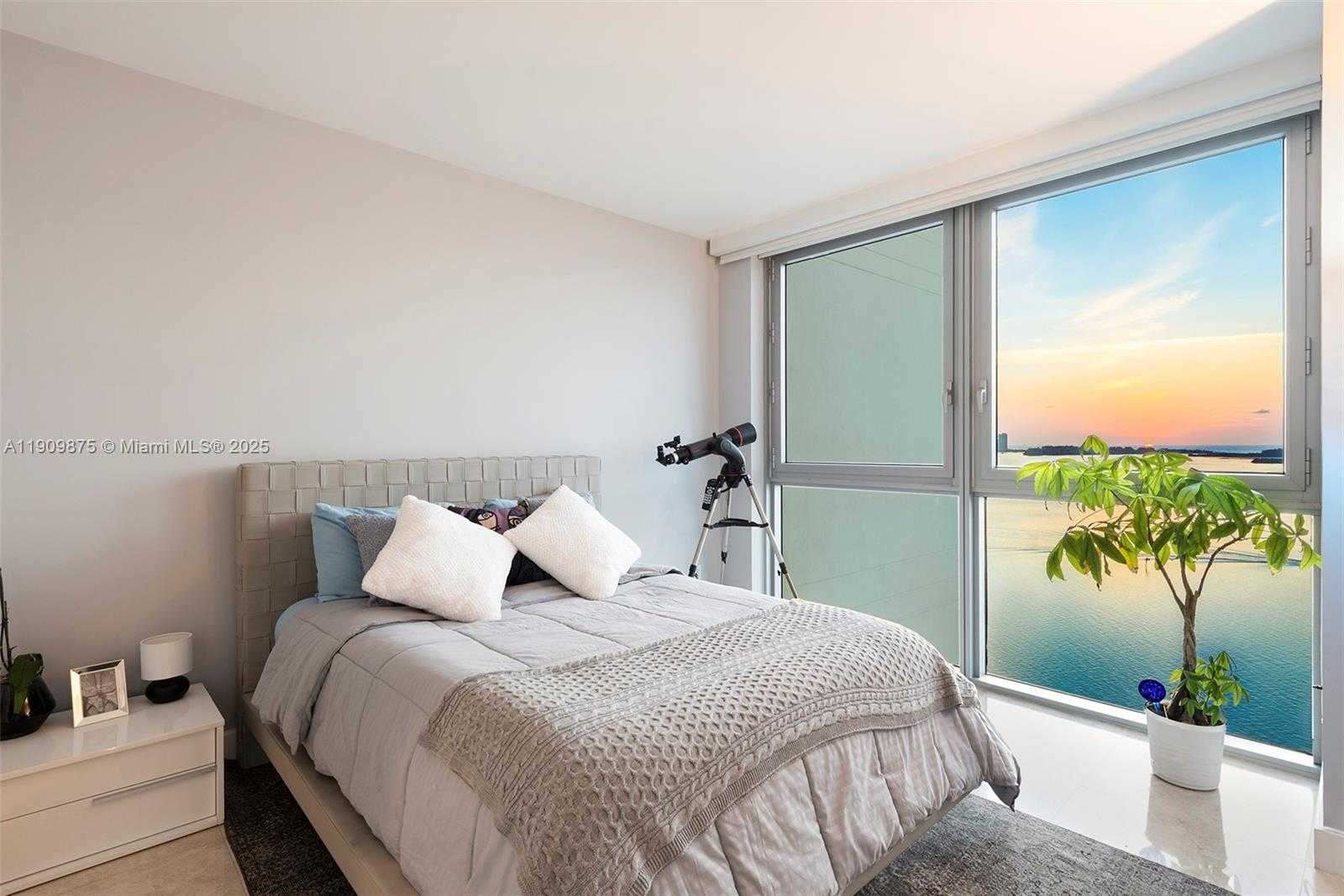 Small Image of 1331 BRICKELL BAY DR #2203, Miami Number 21