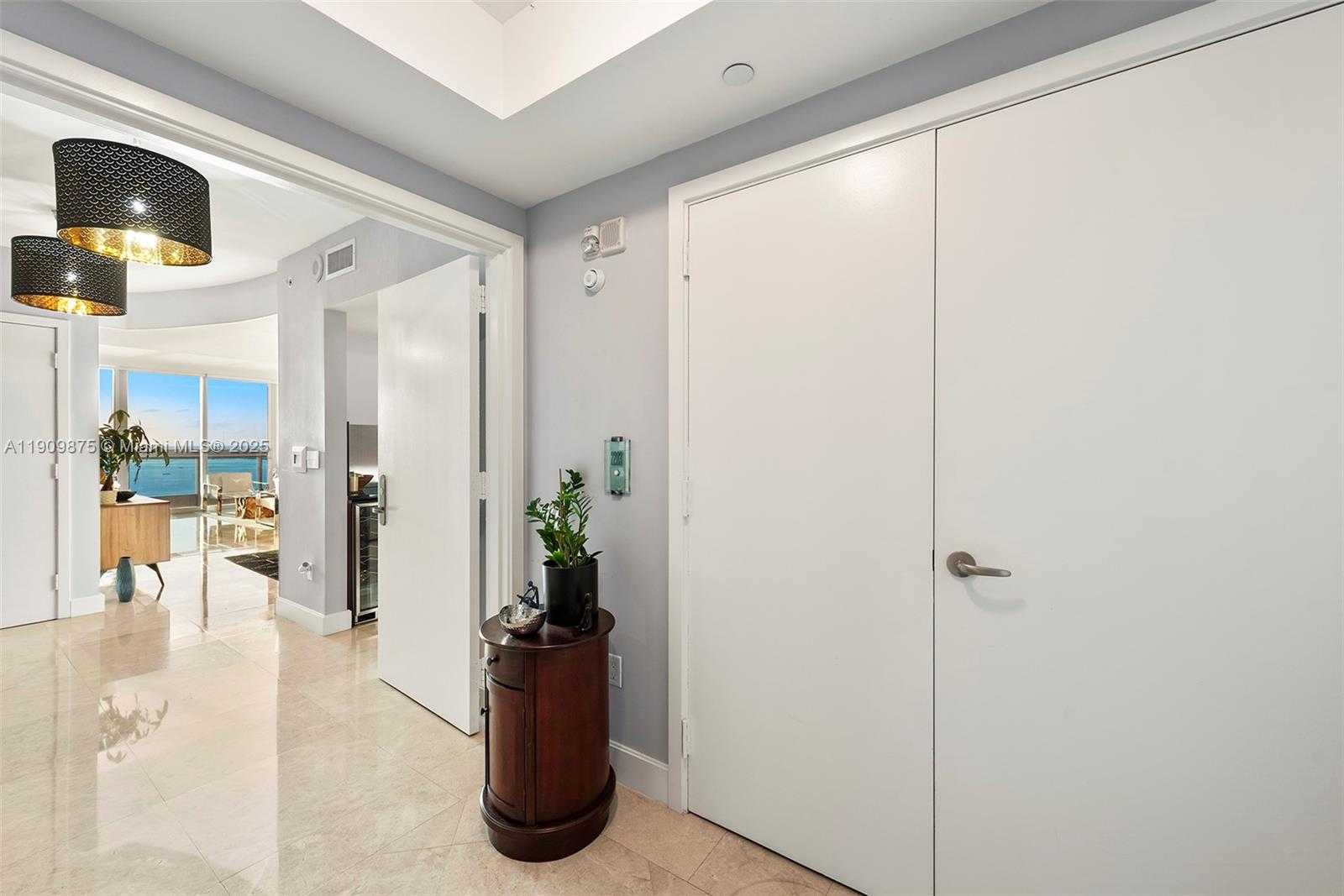 Small Image of 1331 BRICKELL BAY DR #2203, Miami Number 27