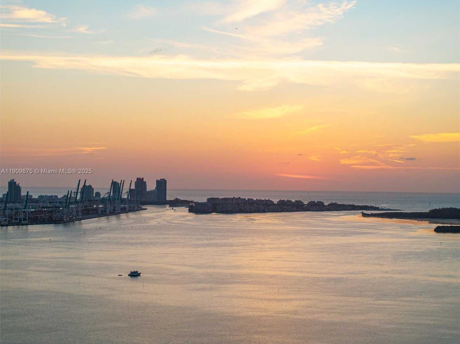 Small Image of 1331 BRICKELL BAY DR #2203, Miami Number 40