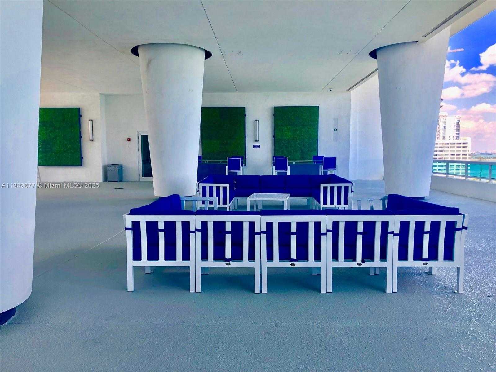 Small Image of 1800 NORTH BAYSHORE DR #2607, Miami Number 21