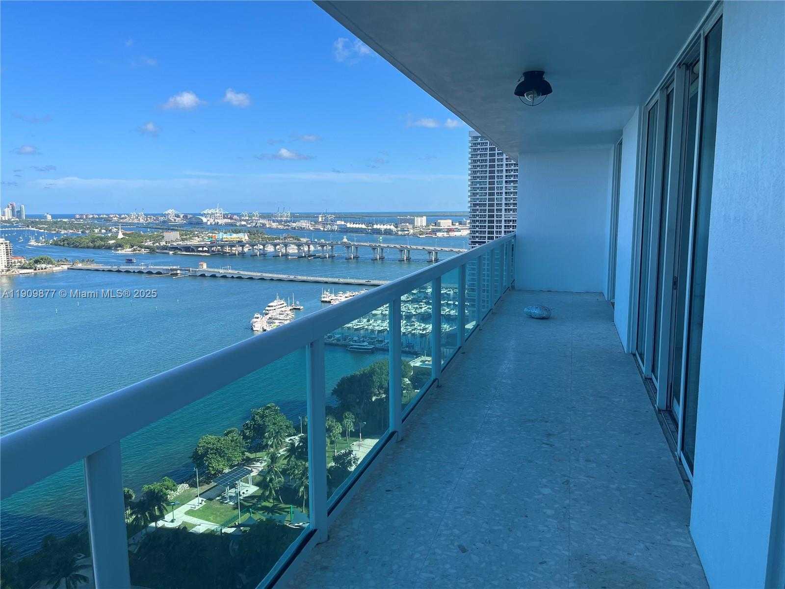 Small Image of 1800 NORTH BAYSHORE DR #2607, Miami Number 4