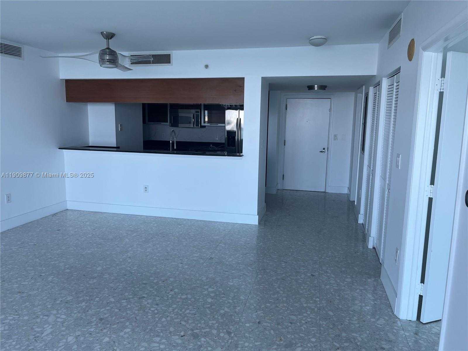 Small Image of 1800 NORTH BAYSHORE DR #2607, Miami Number 6