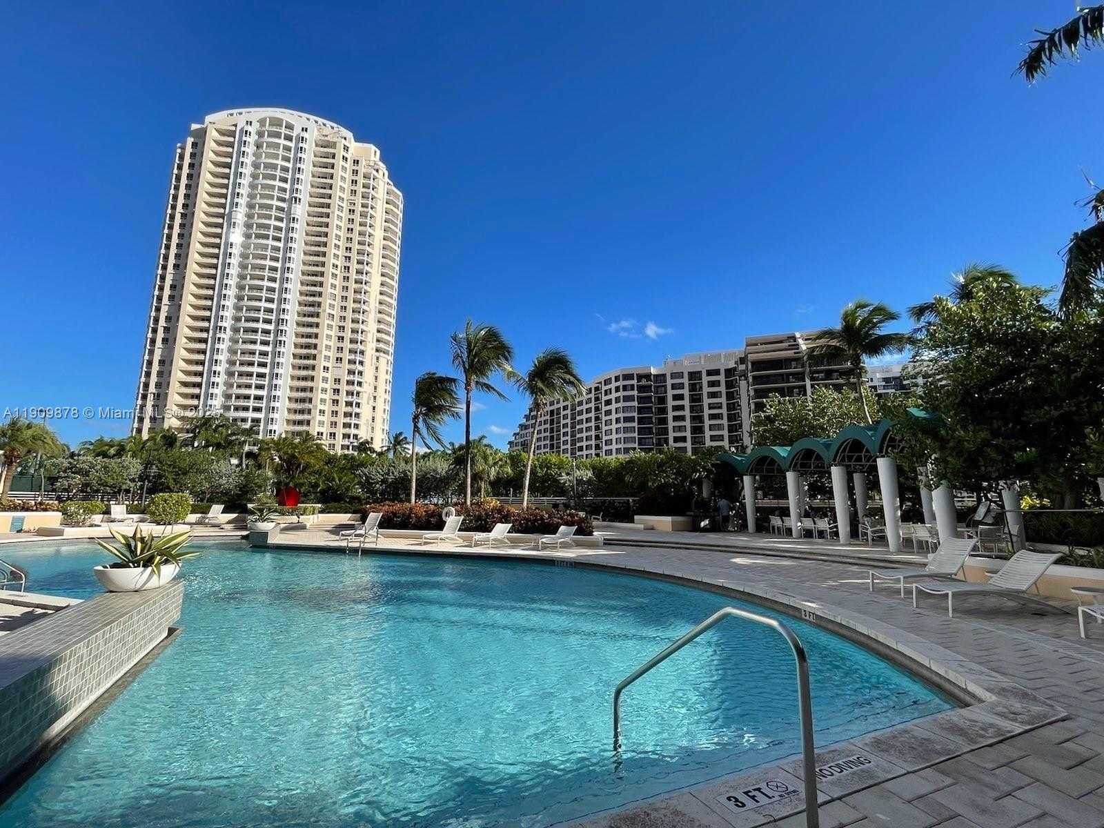 Small Image of 888 BRICKELL KEY DR #2610, Miami Number 25