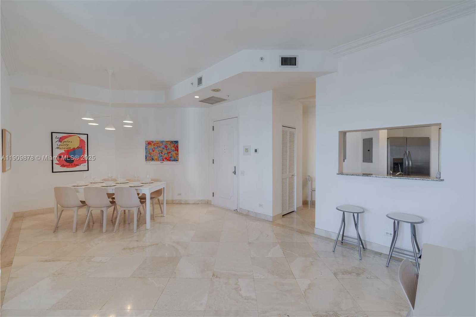 Small Image of 888 BRICKELL KEY DR #2610, Miami Number 34