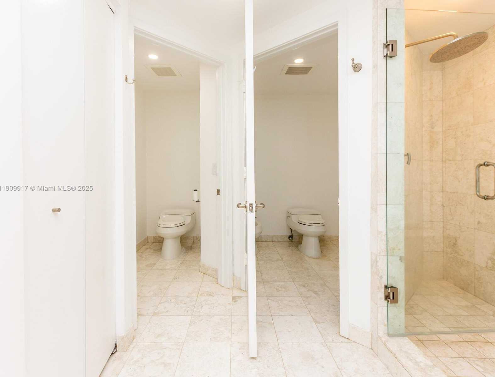 Small Image of 1331 BRICKELL BAY DR #2307, Miami Number 15